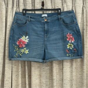 Lane Bryant Mid-Rise Boyfriend Denim Shorts - 22